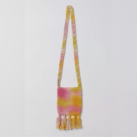 NWOT Urban Outfitters Woven Neck Pouch Purse Beachy Summer Fringe Yellow Pink - Picture 3 of 11